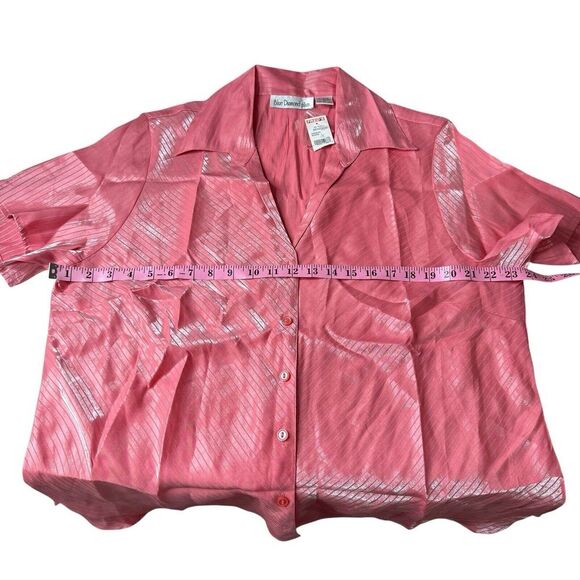 VTG Women's Blue Diamond‎ Plus Short Sleeve Button-Down Blouse in Pink, Size 1X - Picture 5 of 8